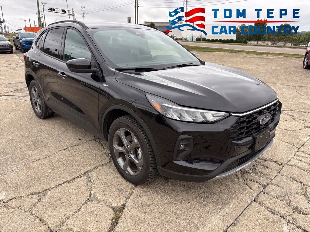 2025 FORD Escape
