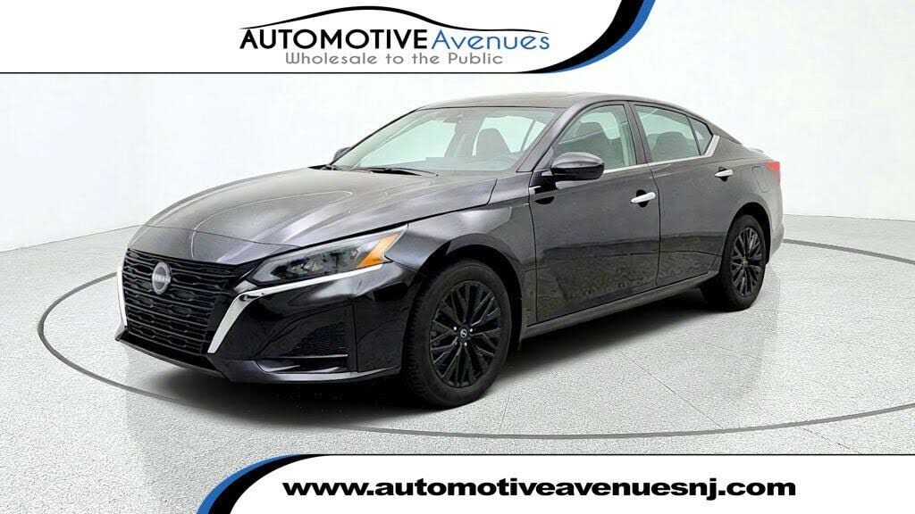 2025 NISSAN Altima