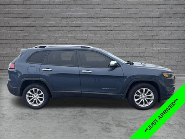 2020 JEEP Cherokee