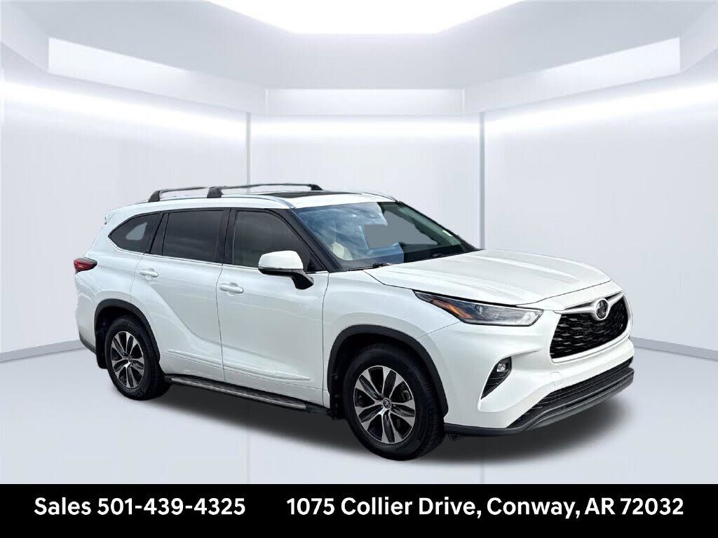 2021 TOYOTA Highlander
