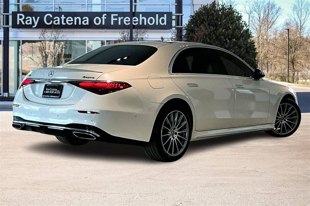 2023 Mercedes-Benz S-Class