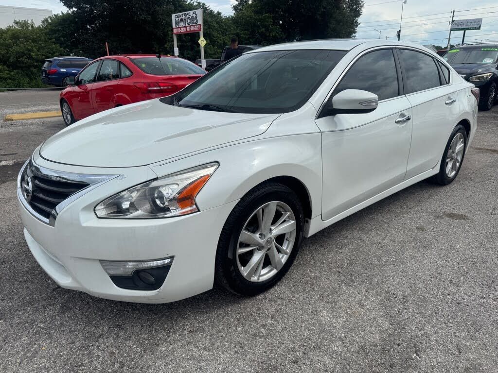 2013 NISSAN Altima