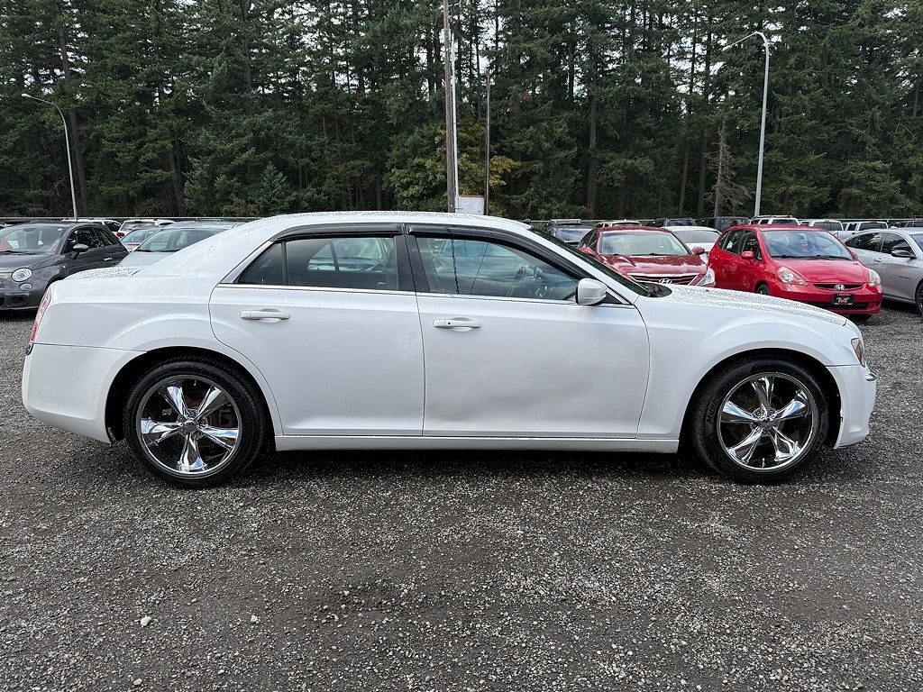 2013 CHRYSLER 300