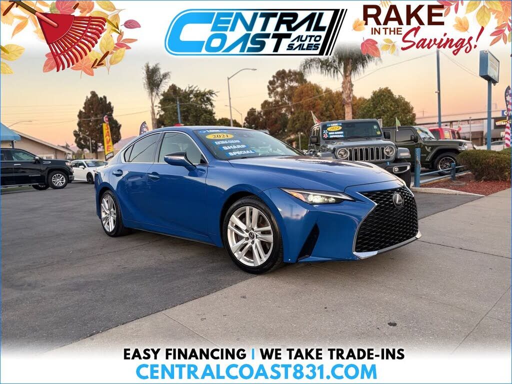 2021 LEXUS IS