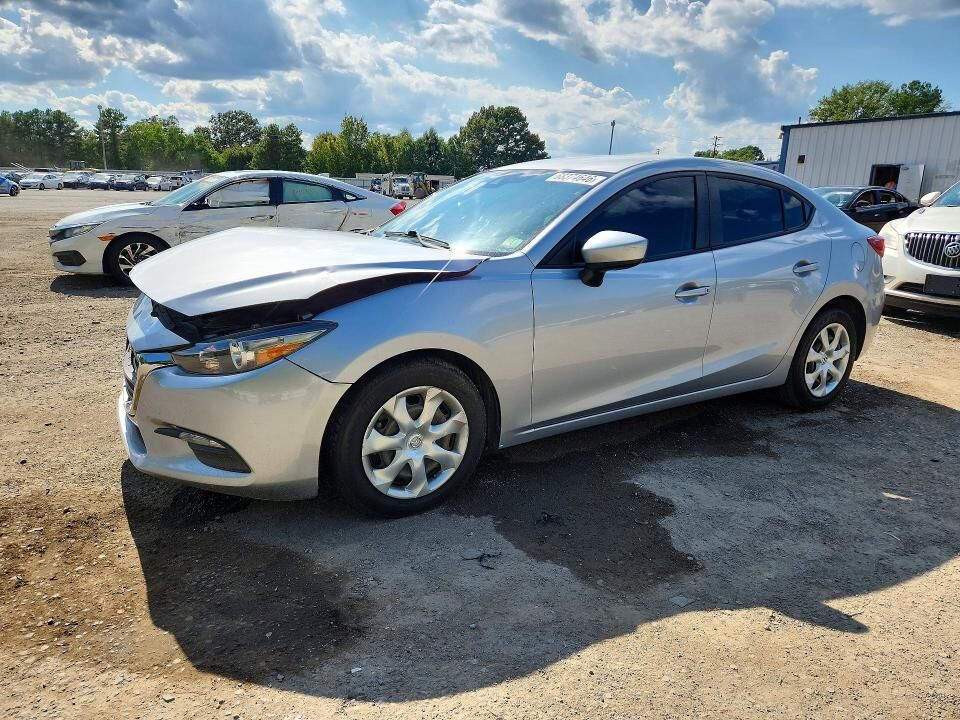 2018 MAZDA Mazda3