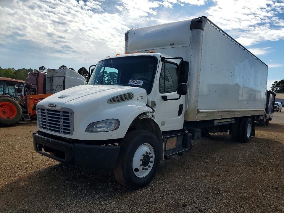 2020 FREIGHTLINER M2