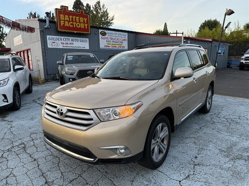 2011 TOYOTA Highlander