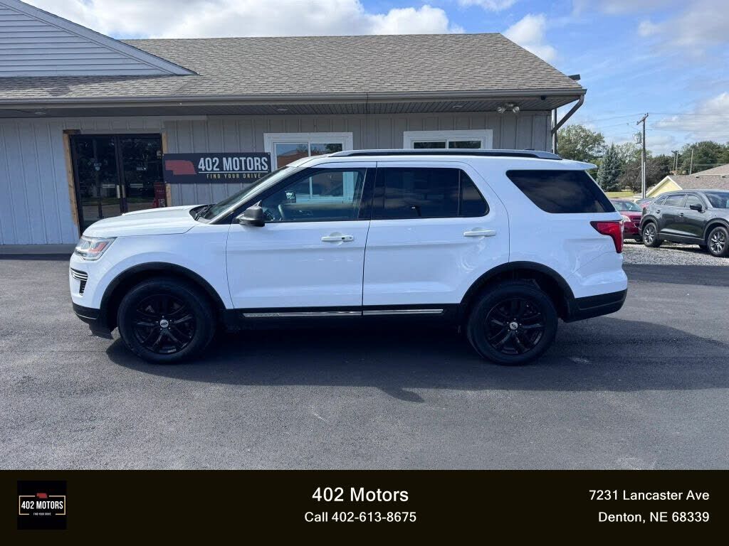 2018 FORD Explorer