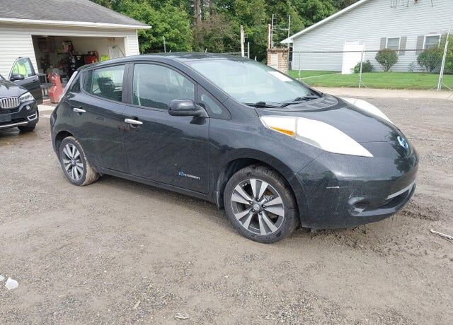 2015 NISSAN Leaf