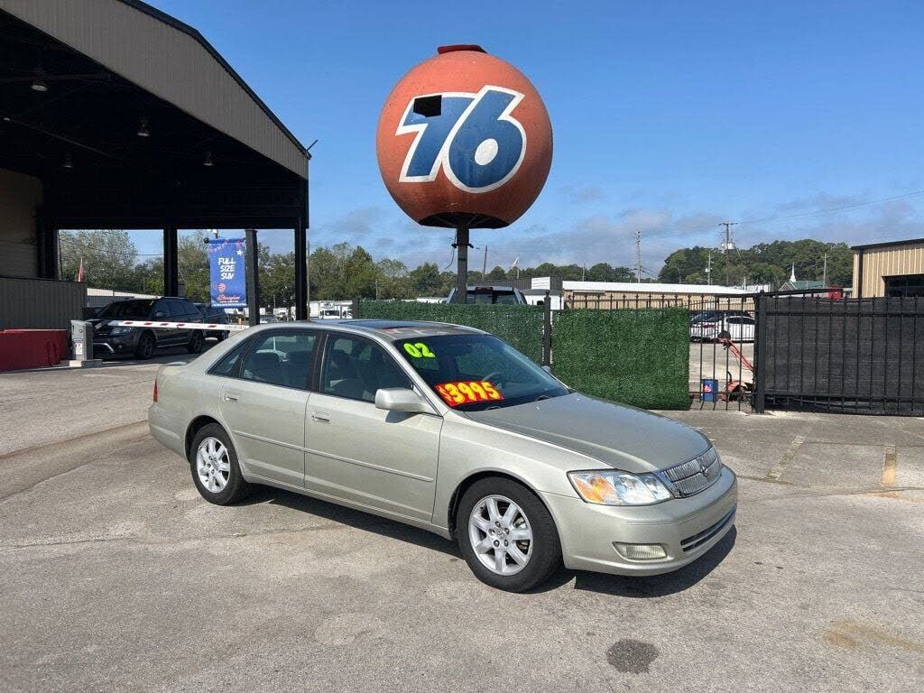 2002 TOYOTA Avalon