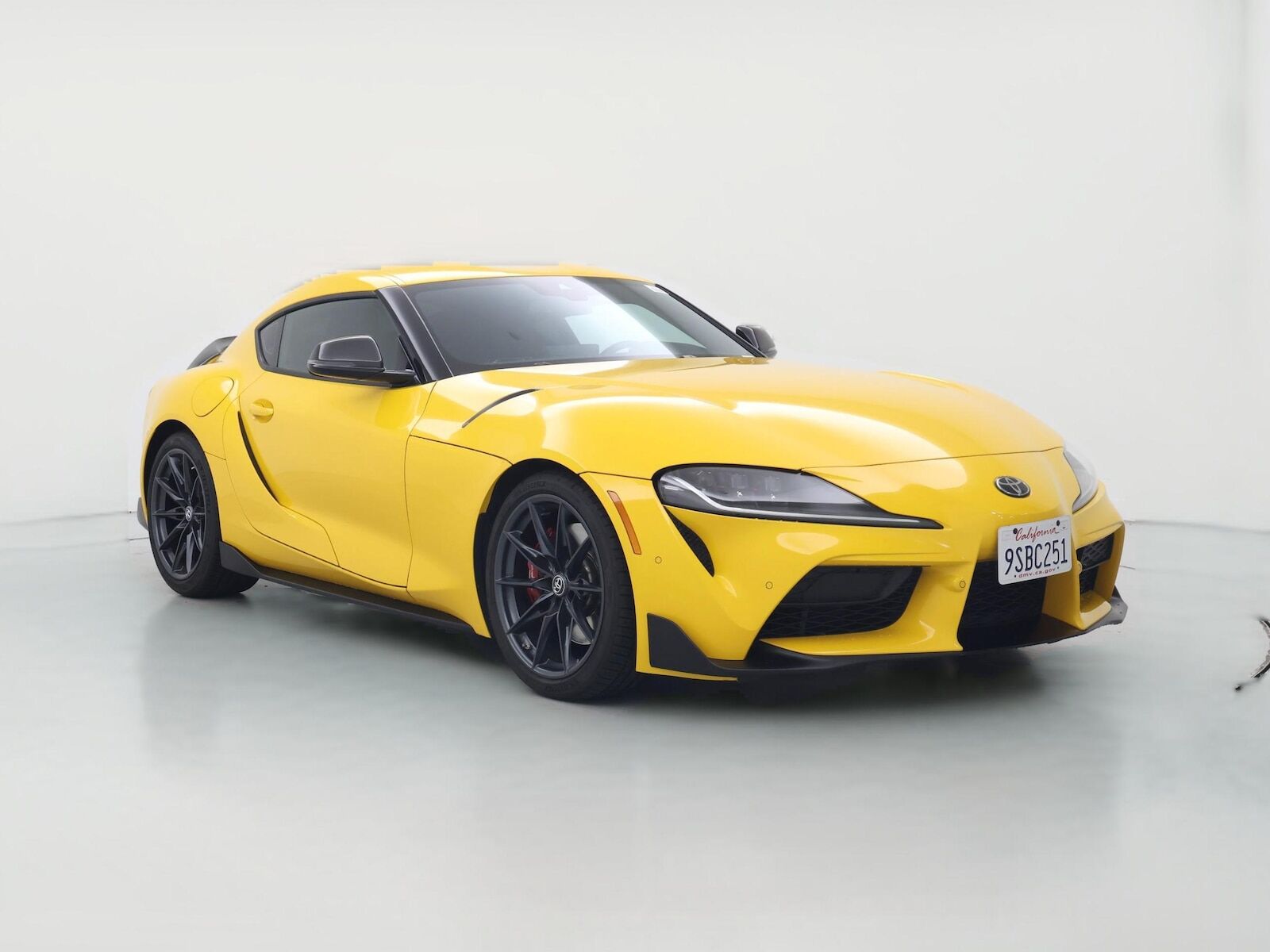 2023 TOYOTA Supra
