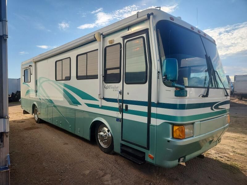 1998 ROADMASTER Incomplete Vehicle Chassis