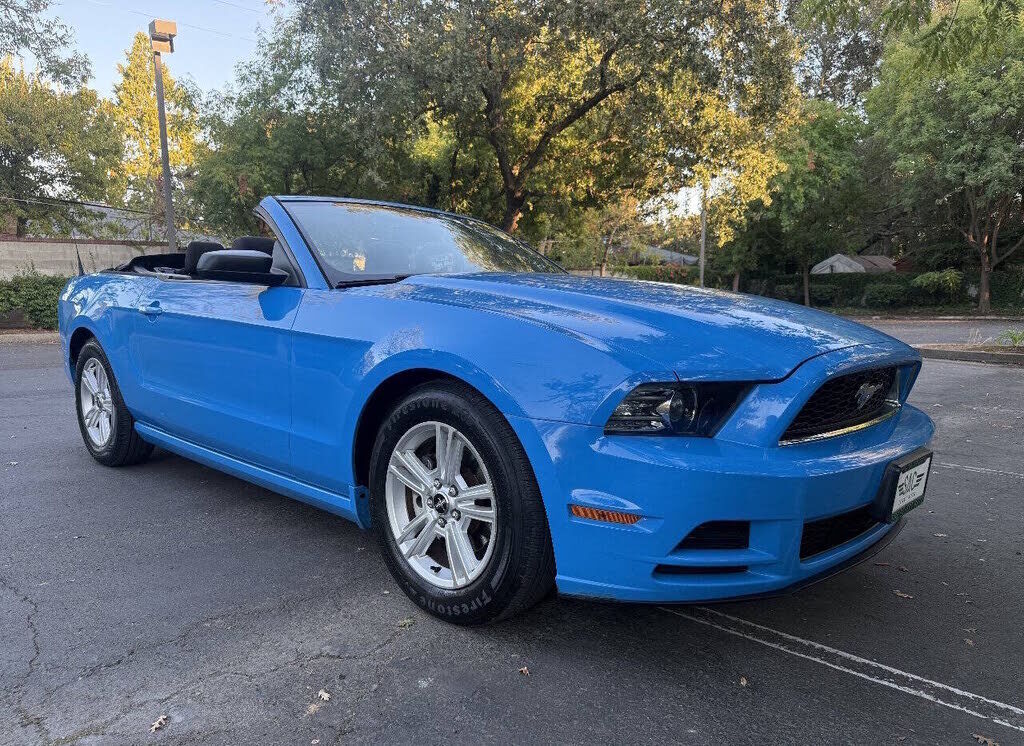 2014 FORD Mustang