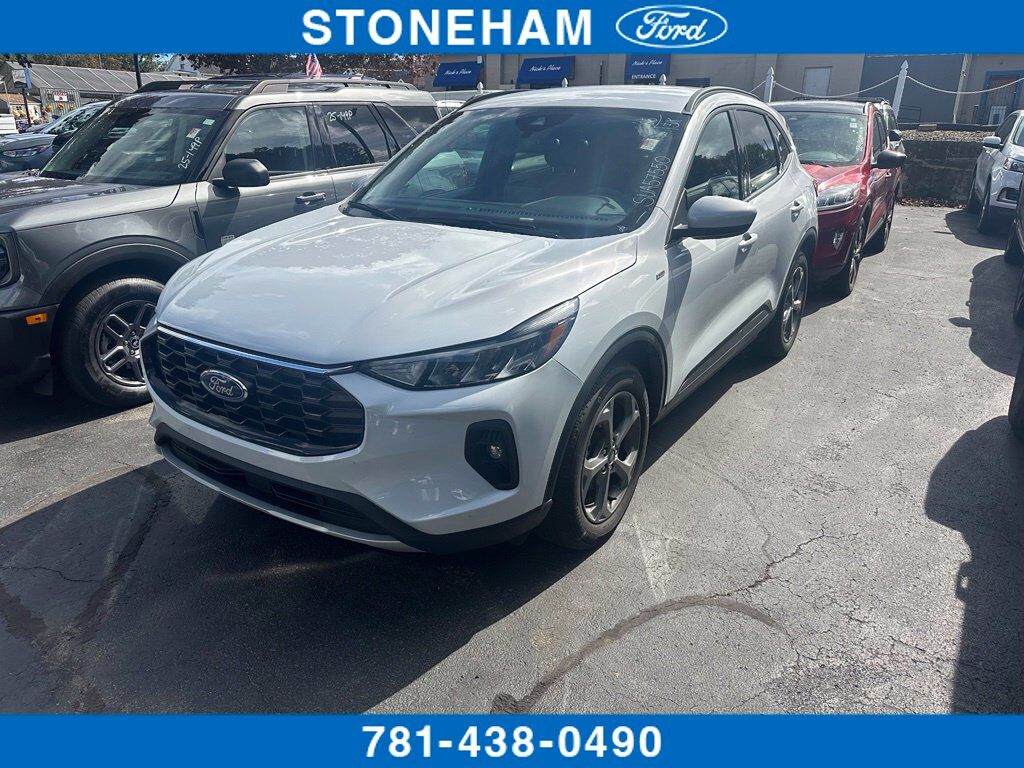 2025 FORD Escape