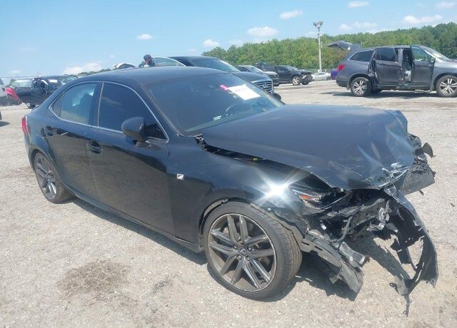 2018 LEXUS IS