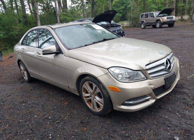 2012 MERCEDES-BENZ C-Class