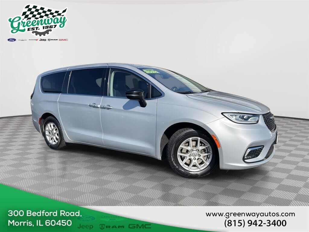 2024 CHRYSLER Pacifica