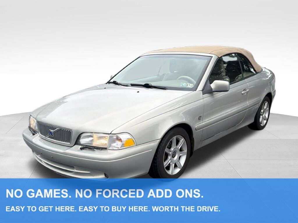 2001 VOLVO C70
