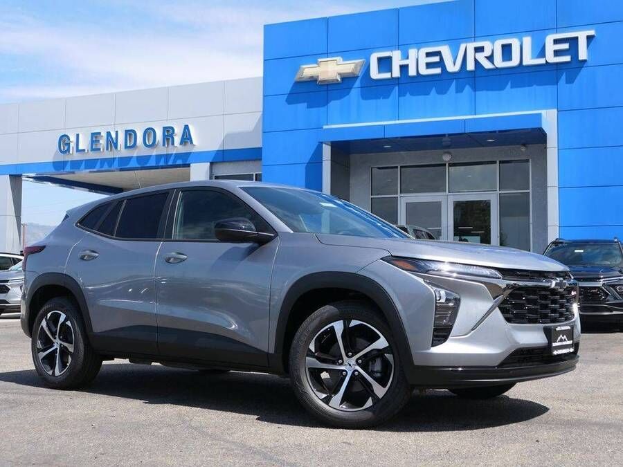 2026 CHEVROLET Trax