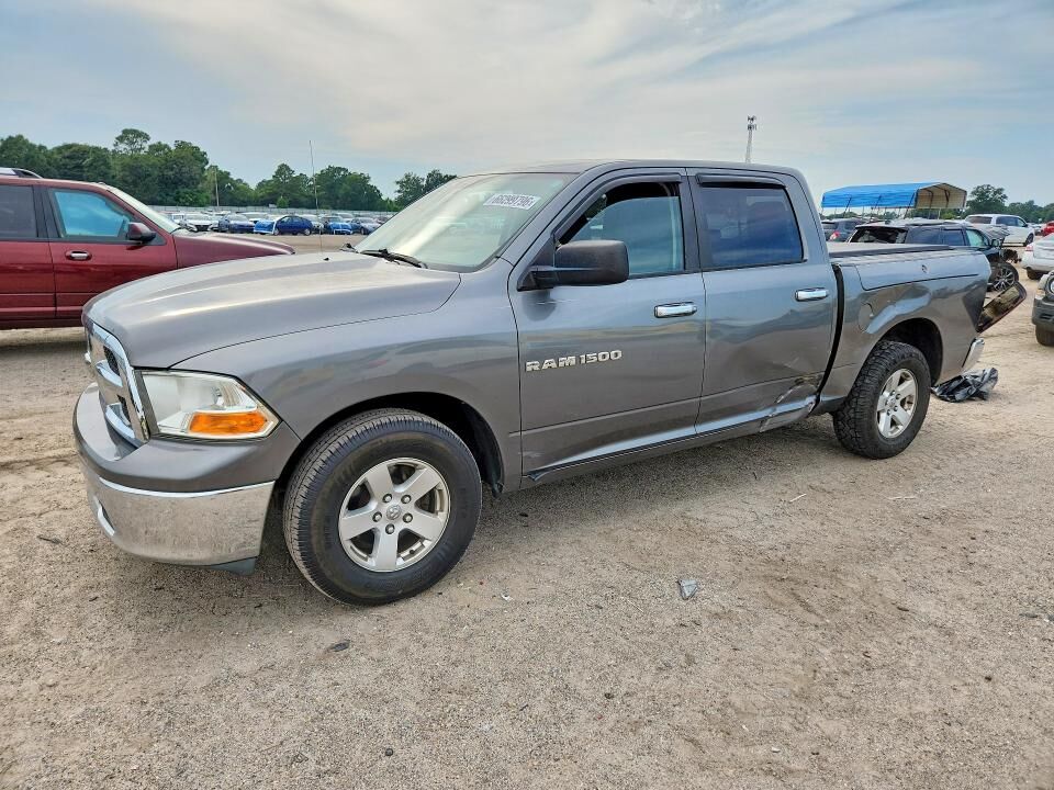 2011 DODGE Ram