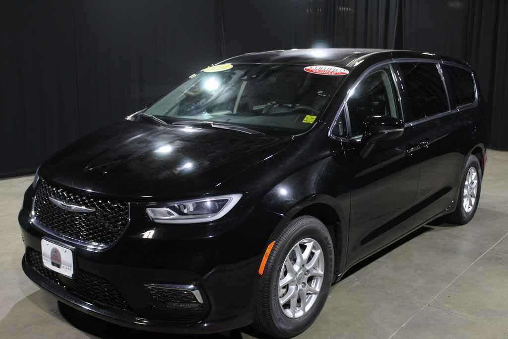 2024 CHRYSLER Pacifica