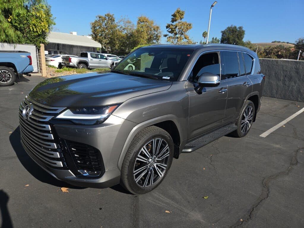 2026 LEXUS LX