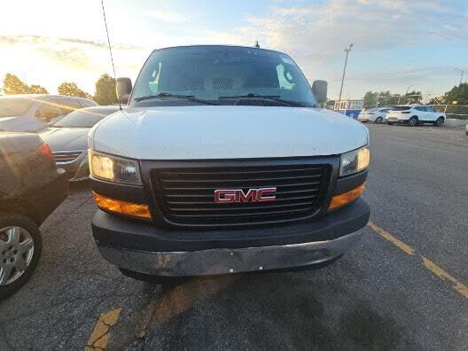 2022 GMC Savana