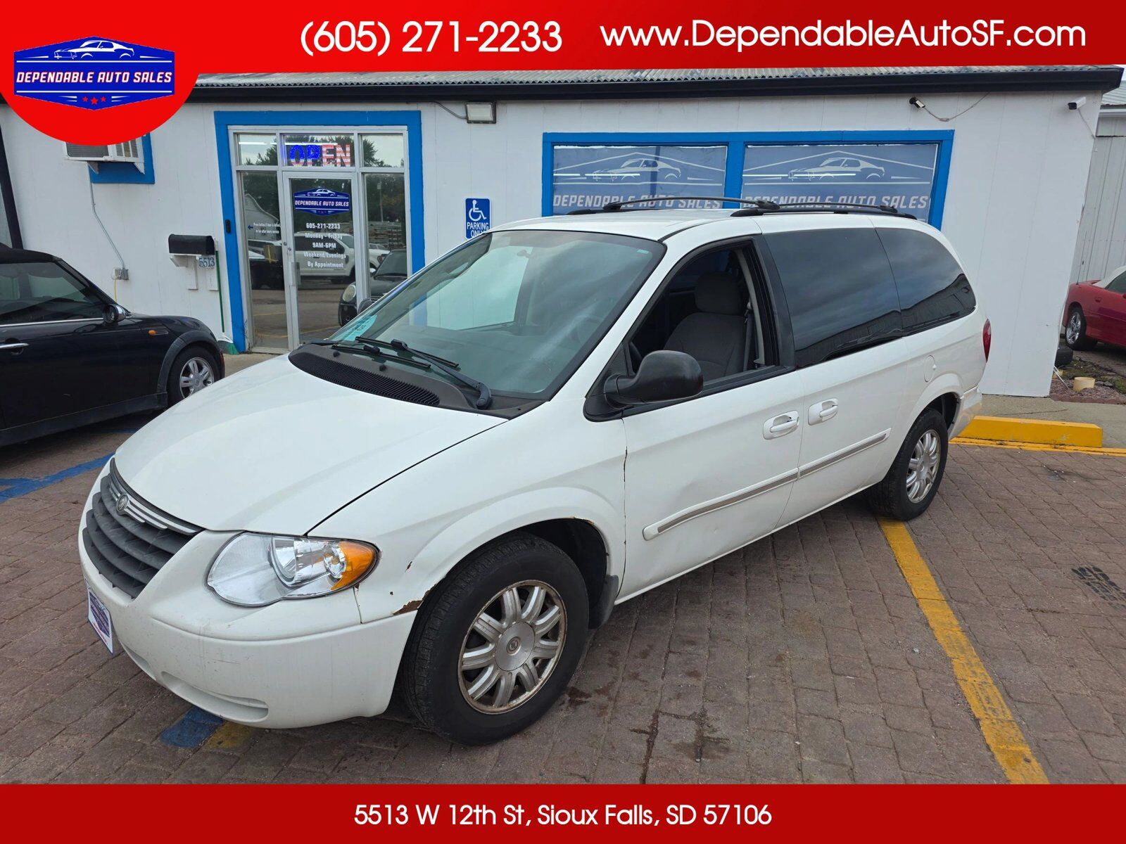 2007 CHRYSLER Town and Country