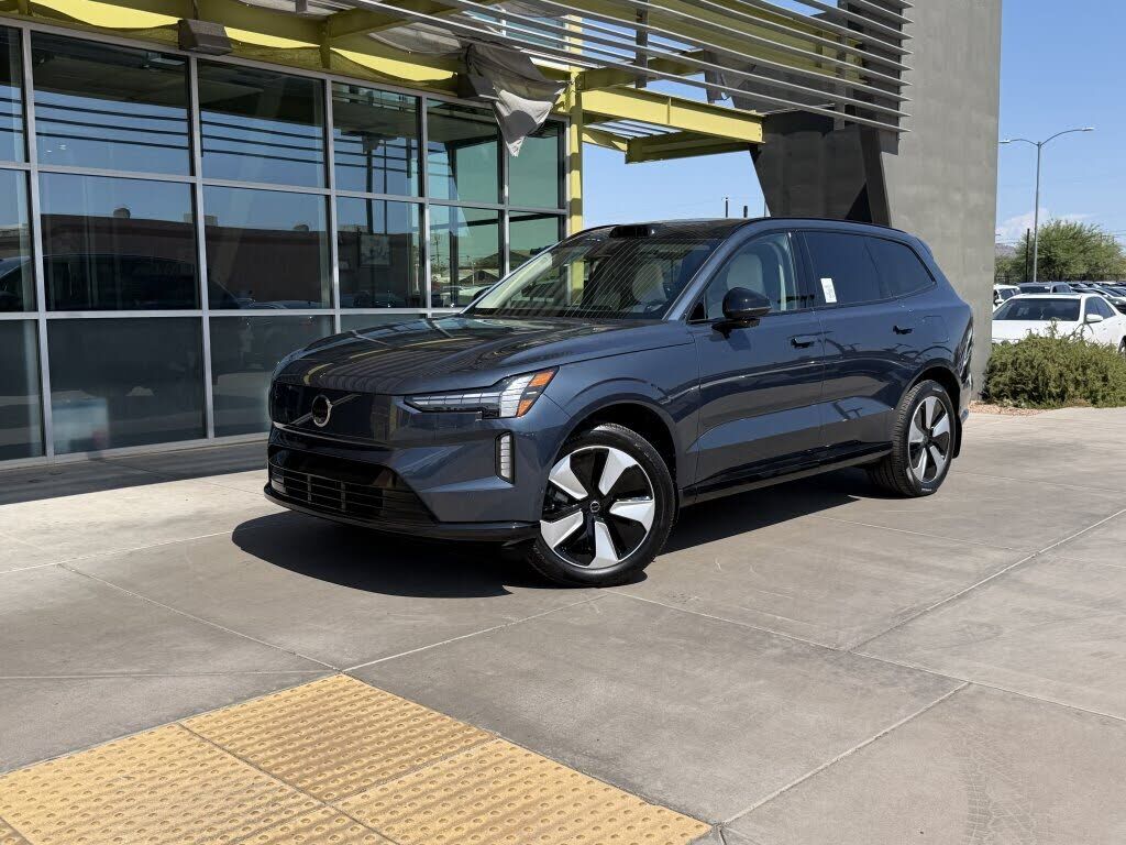 2025 VOLVO EX90
