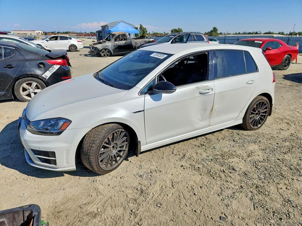 2017 VOLKSWAGEN Golf R