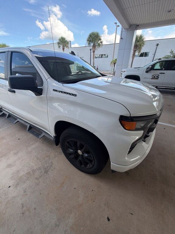 2023 CHEVROLET Silverado