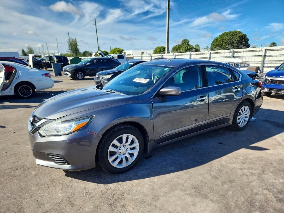 2017 NISSAN Altima