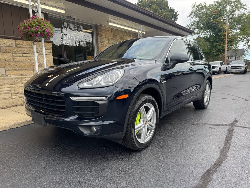 2018 PORSCHE Cayenne