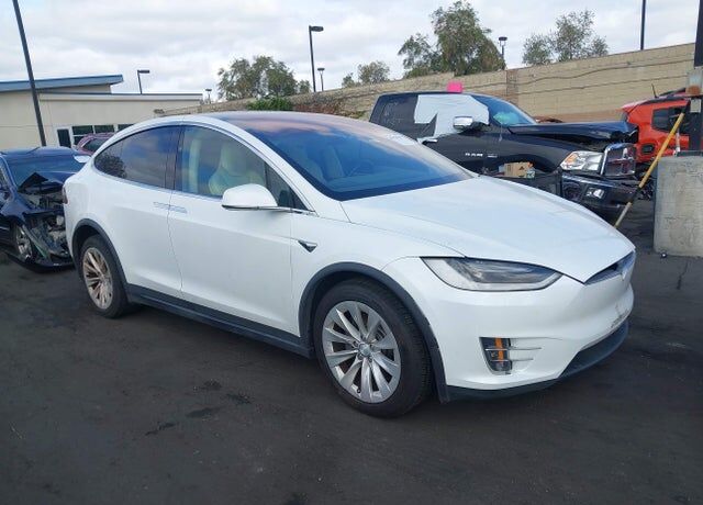 2018 TESLA Model X