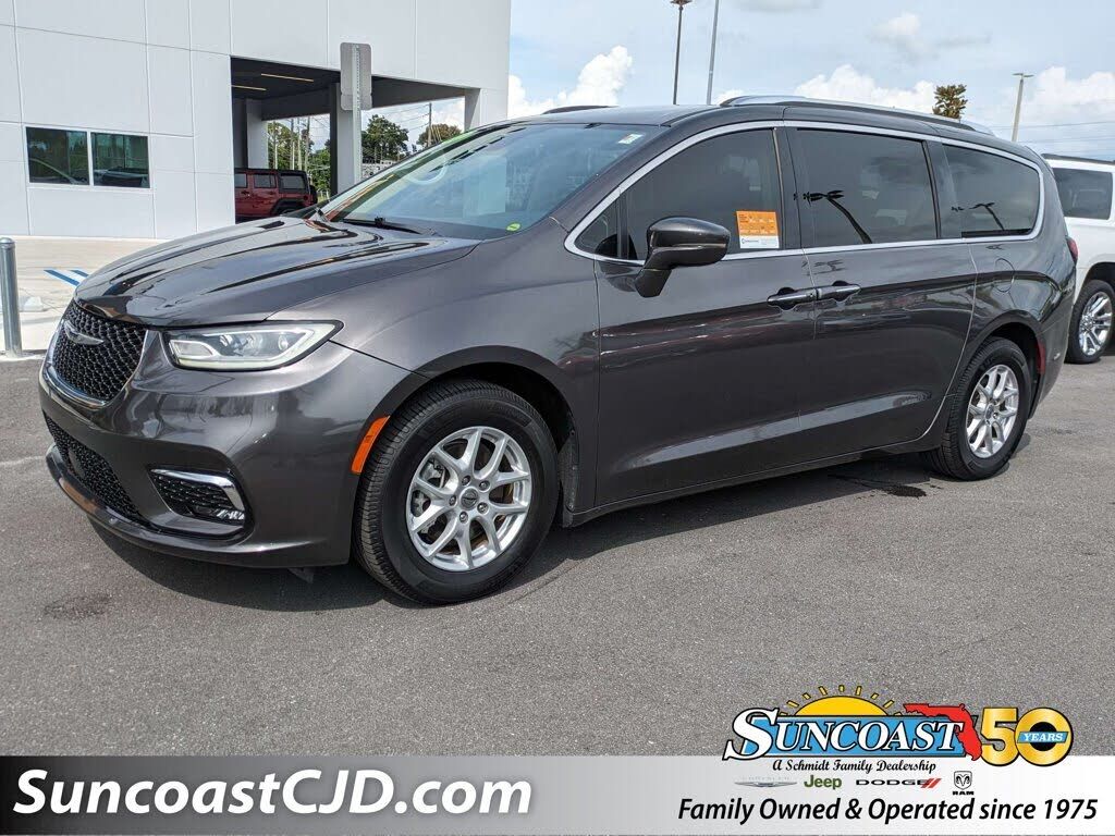 2021 CHRYSLER Pacifica