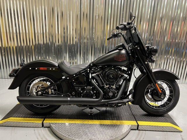 2026 HARLEY-DAVIDSON Deadwood