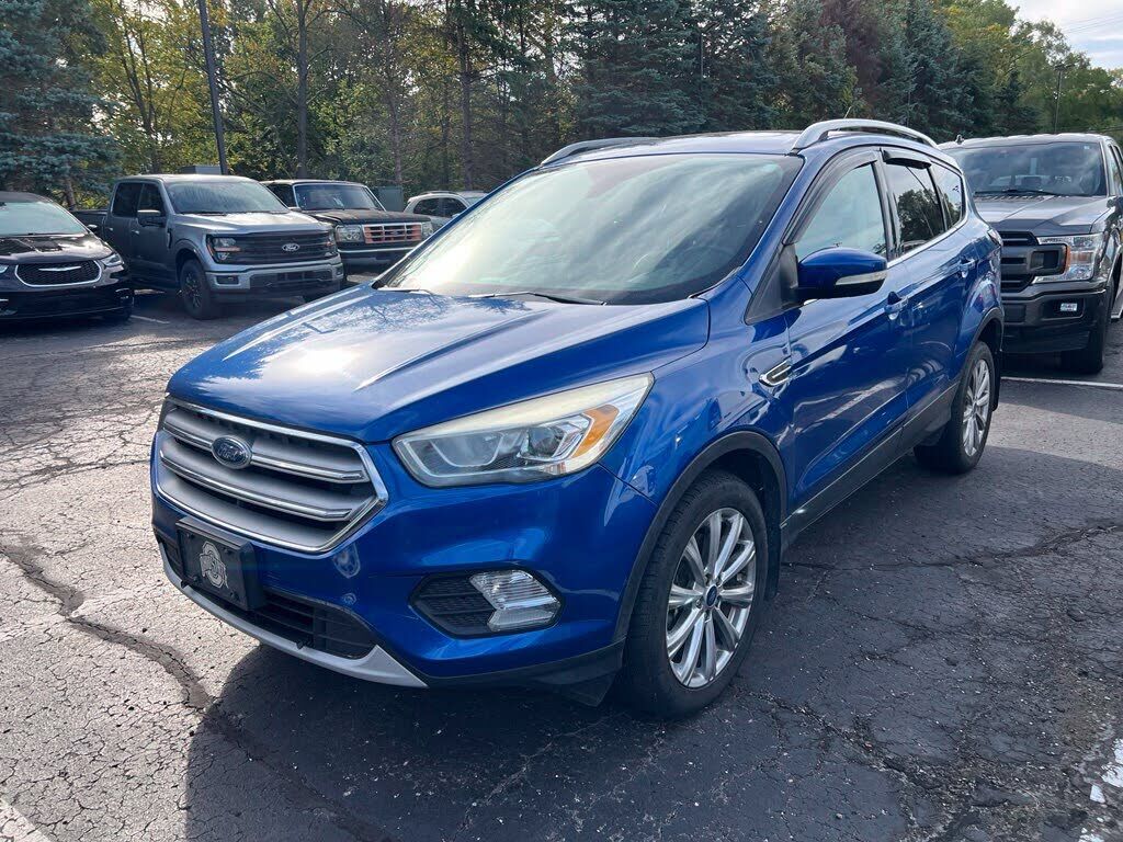 2017 FORD Escape