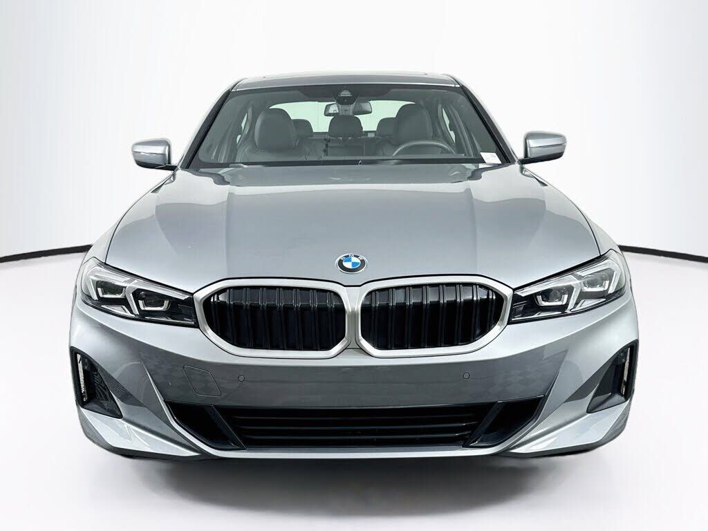 2026 BMW 330i