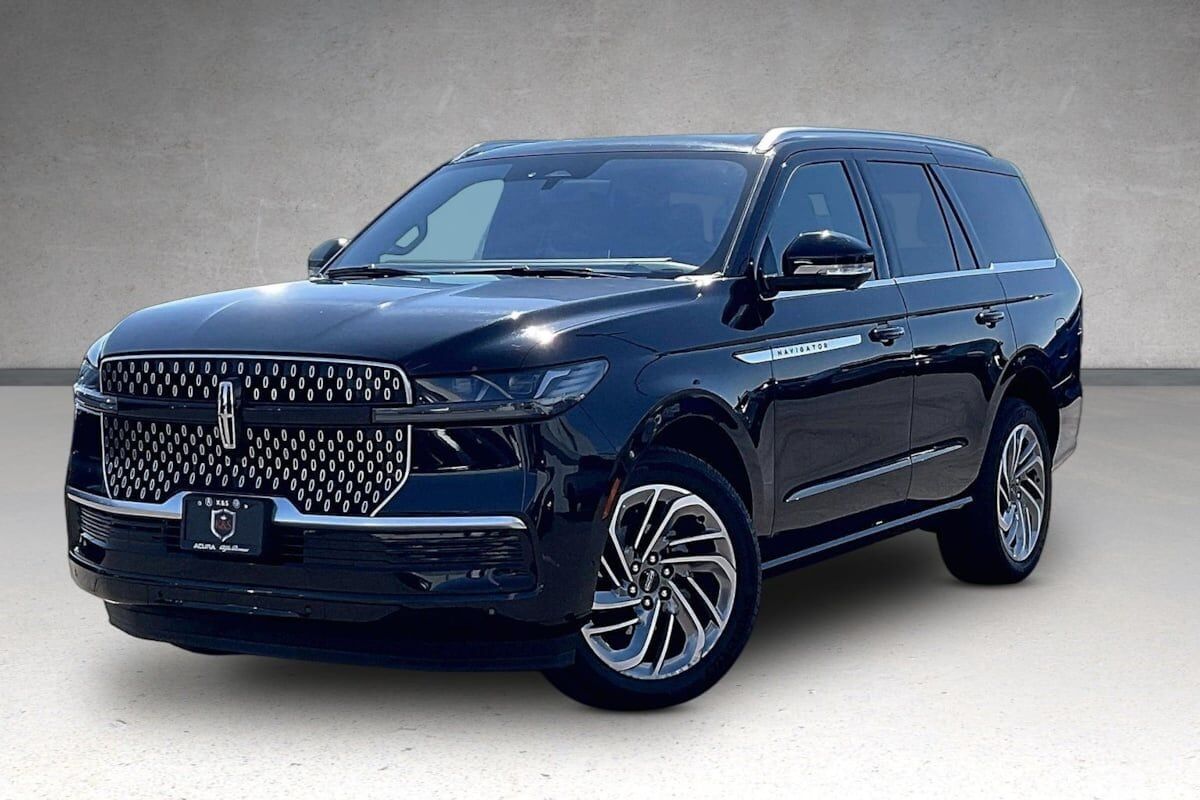 2025 LINCOLN Navigator