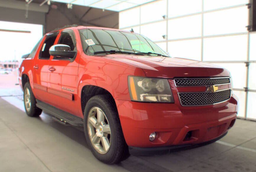 2011 CHEVROLET Avalanche