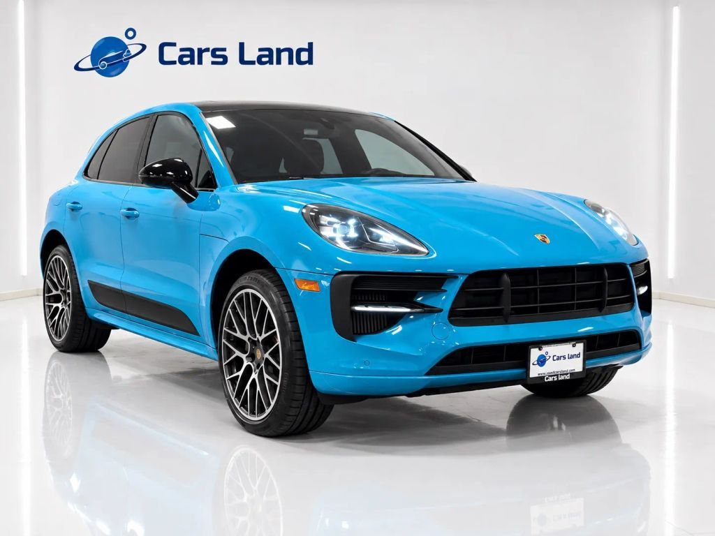 2020 PORSCHE Macan