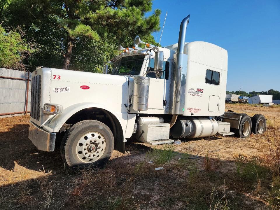 2019 PETERBILT 389