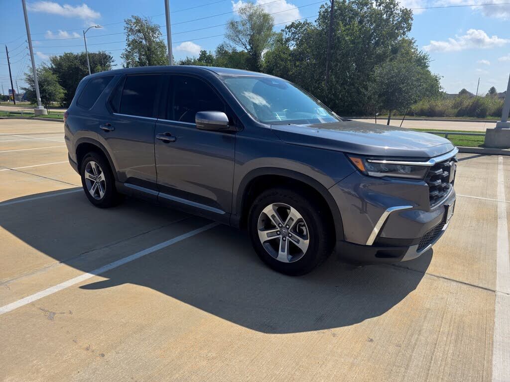 2025 HONDA Pilot