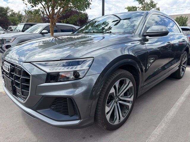 2020 AUDI Q8