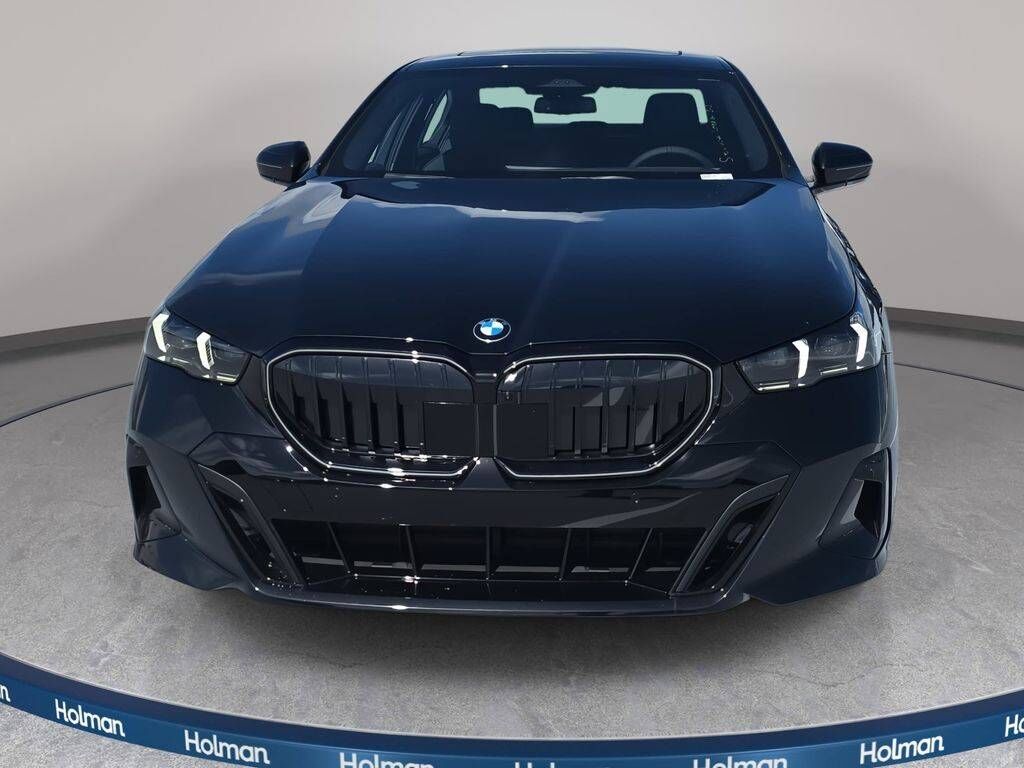 2026 BMW 530i