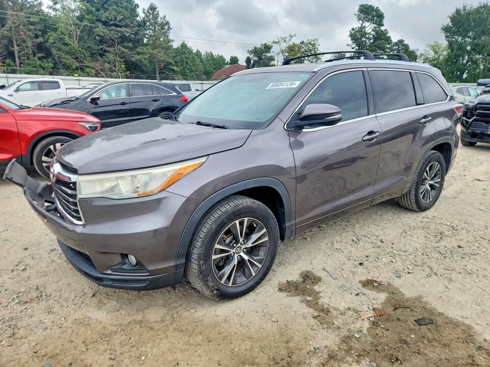 2016 TOYOTA Highlander