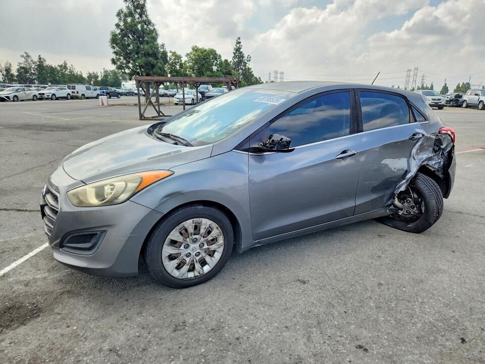 2017 HYUNDAI Elantra GT
