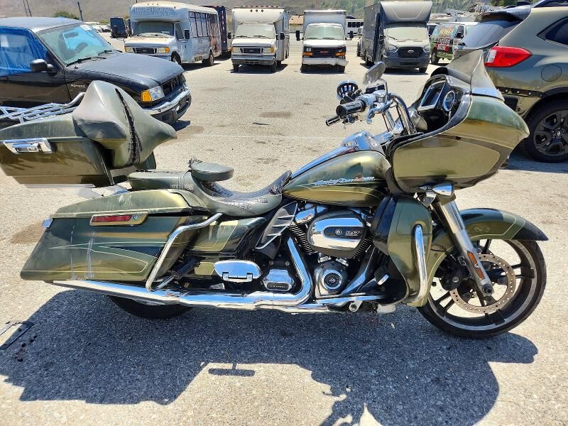 2017 HARLEY DAVIDSON FLTRXS / Road Glide Special