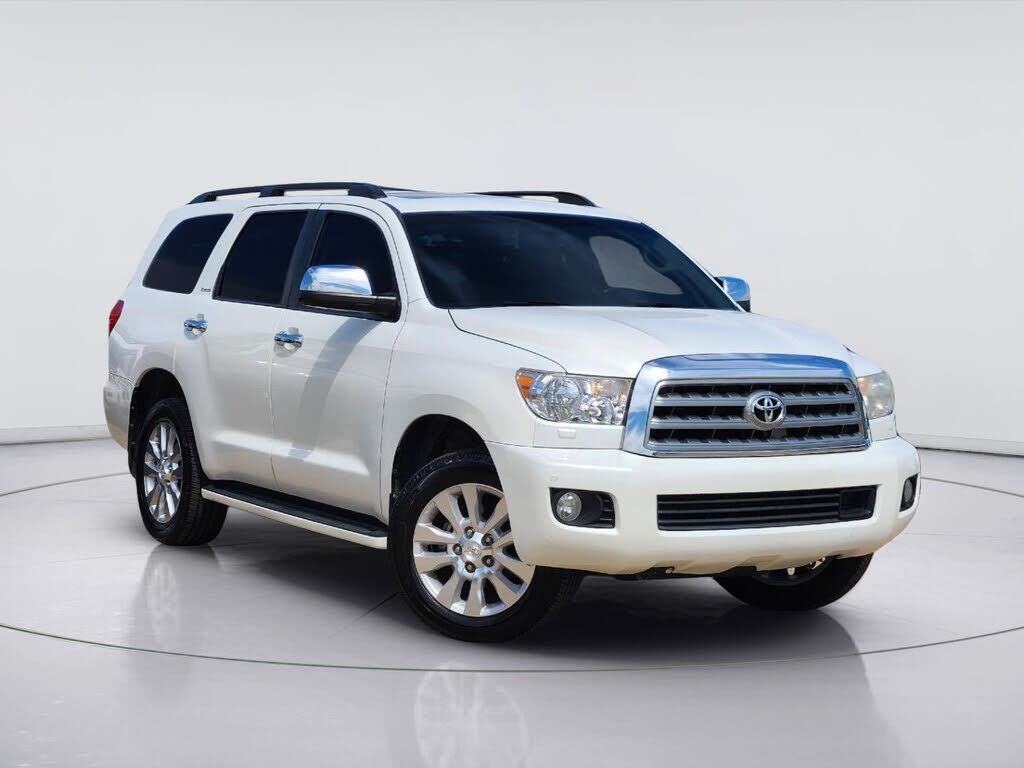 2016 TOYOTA Sequoia