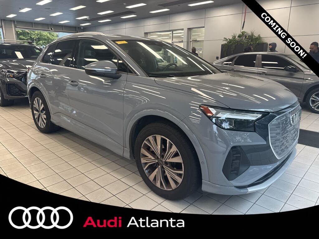 2023 AUDI Q4